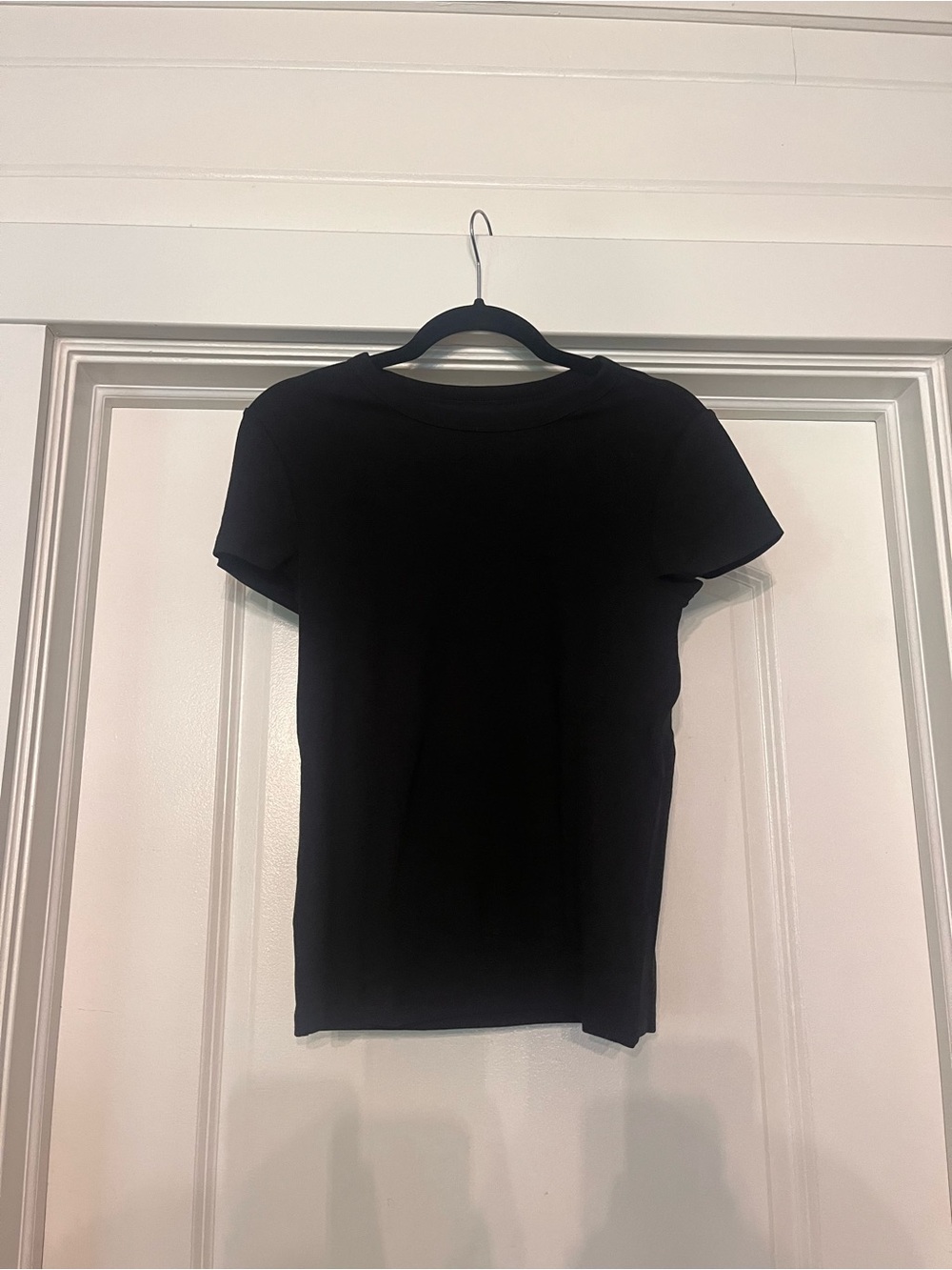 GAP Black Short Sleeve Crewneck Tee